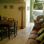 Primavera Apartment *